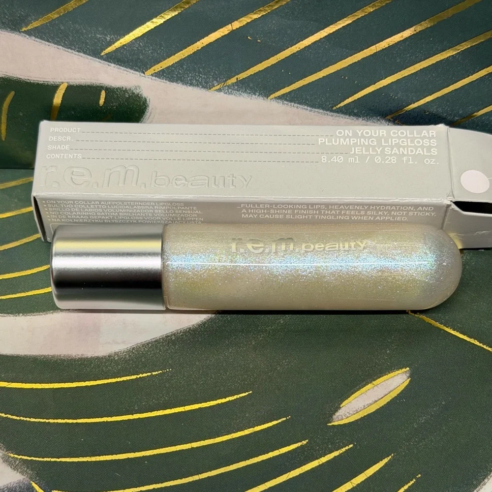 r.e.m. beauty Plumping Lipgloss in Jelly Sandals - Iridescent Pearl NIB